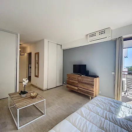 Apartment La Corniche D'or Theoule-sur-Mer